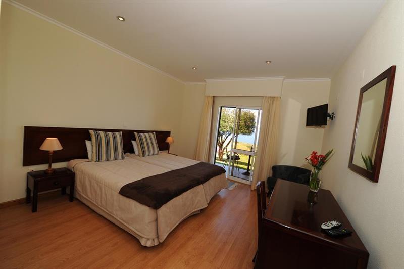 Residencial Farol Bed and Breakfast Ponta do Pargo Exteriör bild